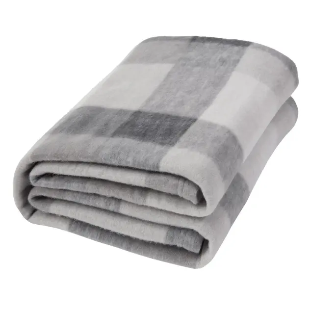 Online Home Shop: Cosy Up with Supersoft Throws from £3