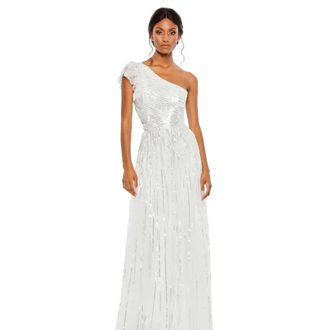 Mac Duggal: Up to 60% OFF Evening Gowns + Extra 10% OFF