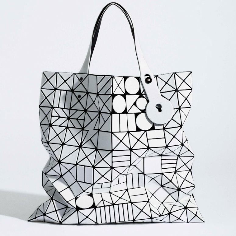 SSENSE：Bao Bao Issey Miyake 美包热卖 黑色 Prism Plus 托特包$265