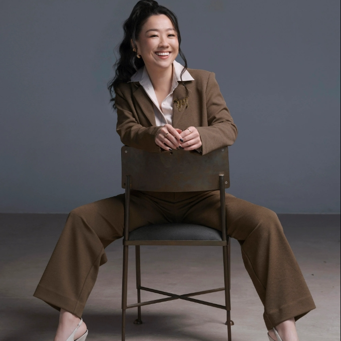 Love Bonito x AAGC 限量版西装外套促销