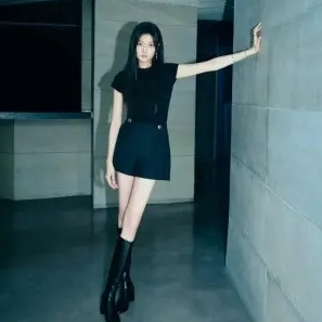 Saks OFF 5th：多款降价！Stuart Weitzman 美鞋额外8折