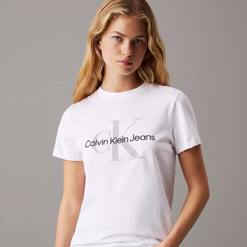再降！Jennie同款 Calvin Klein 经典徽标圆领白色T恤