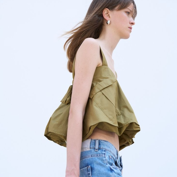 SSENSE：简约不简单 夏日必备T恤 Ganni、We11done、MM6