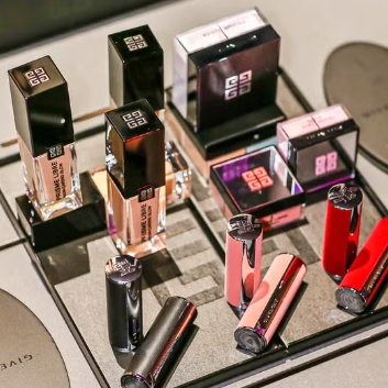 Escentual：Givenchy 纪梵希彩妆专场 4宫格散粉、大理石唇膏