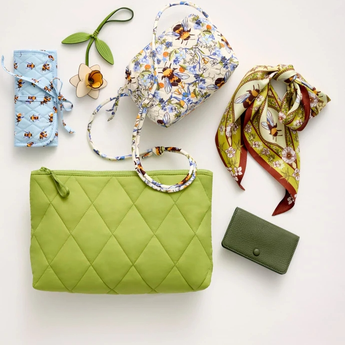 Vera Bradley：母亲节包袋好礼 简约托特包$25 项链$75