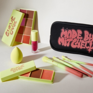 Beauty bay US：精选彩妆护肤热卖 眼影盘、散粉等