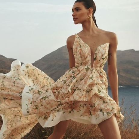 The Outnet 美站：新季新衣，焕发全新自我 Zimmermann 层叠印花真丝半身裙$448