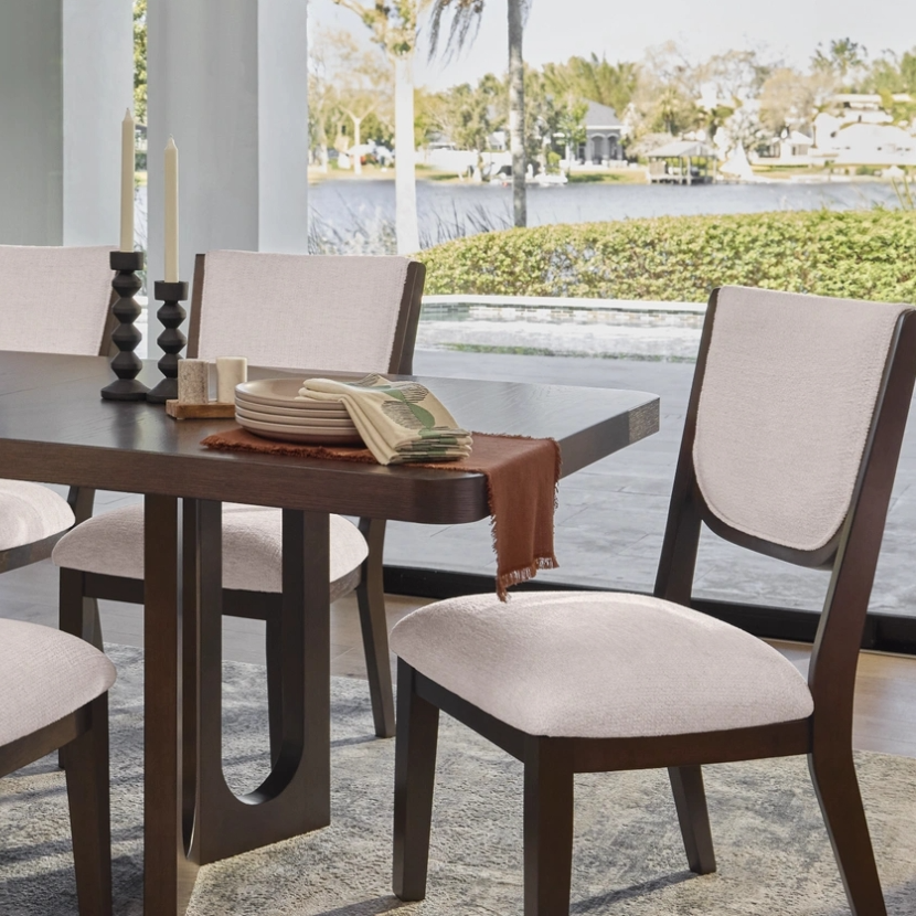 Ashley Furniture：布艺家具特卖 选购布艺沙发、布艺餐椅等