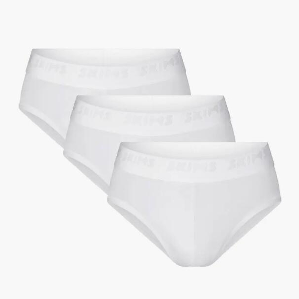 Skims 内裤三件装