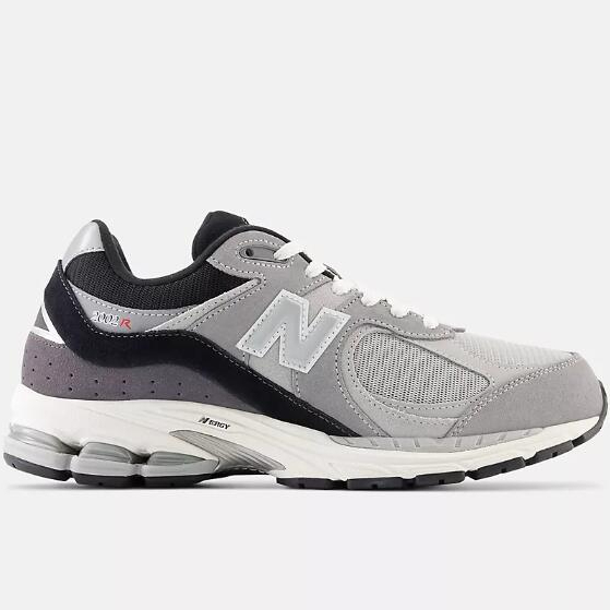 New Balance 2002R灰黑配色运动鞋