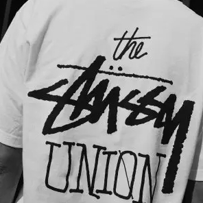 Cettire：Stüssy 潮流上新 经典 Logo T恤$75