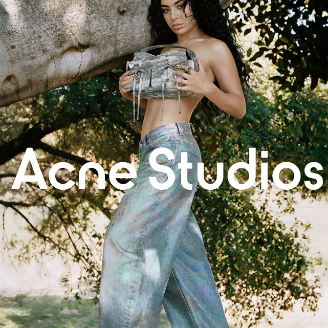 End Clothing US：Acne Studios 品牌促销！入手徽标短袖、牛仔裤等