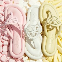 Tory burch US：Bonbon 联名夏日多巴胺合作款上新！棒球帽$78、笔筒包$198