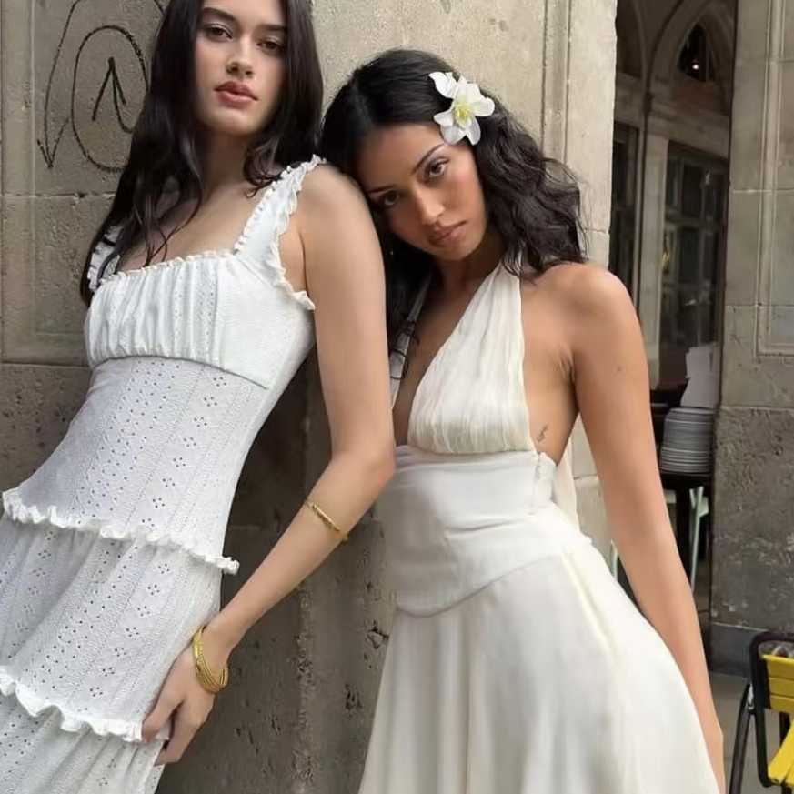 REVOLVE：5月热卖单品榜单 关注李维斯、萨洛蒙等