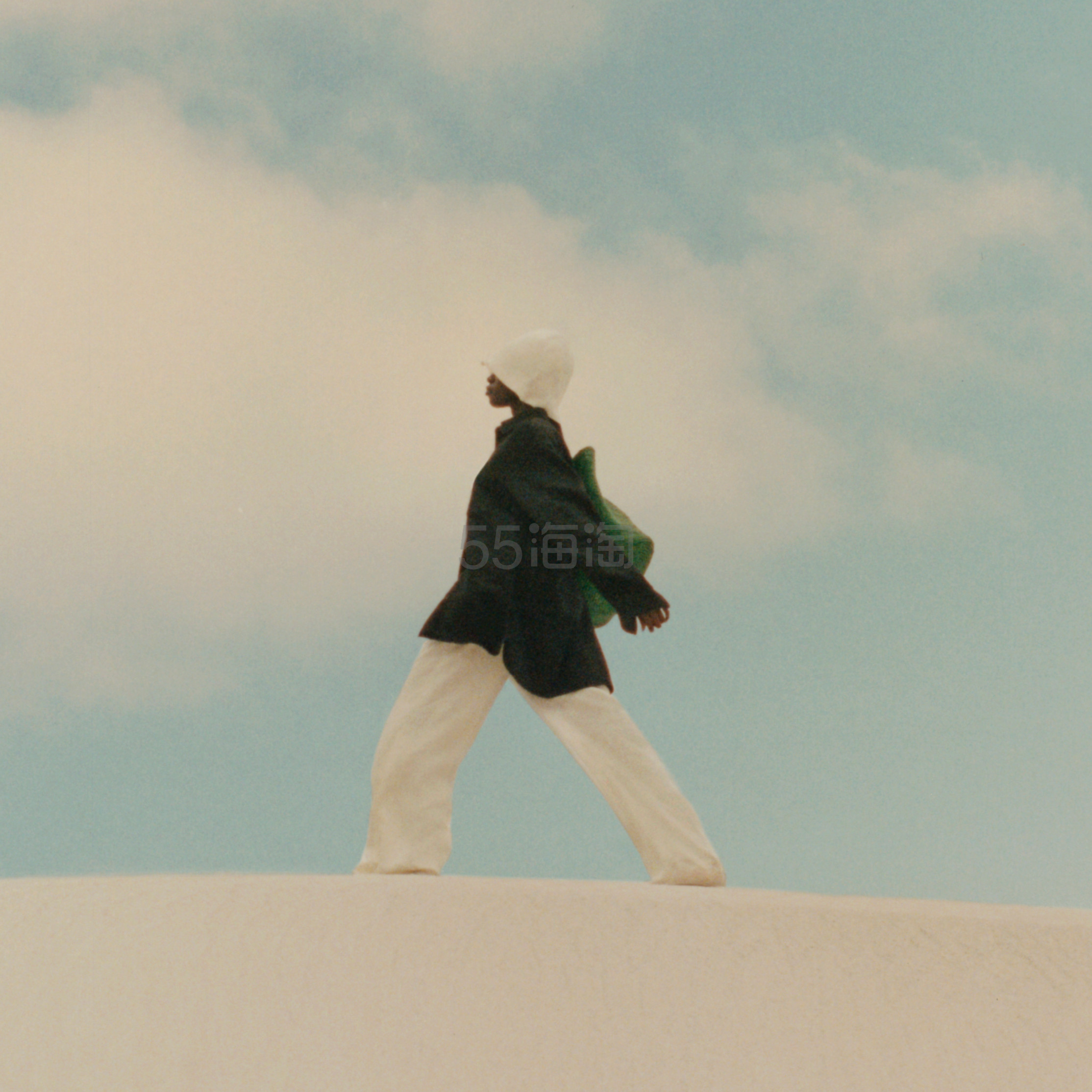 Net-A-PORTER 亚太站：THE ROW 风格深呼吸 探索松弛感美学