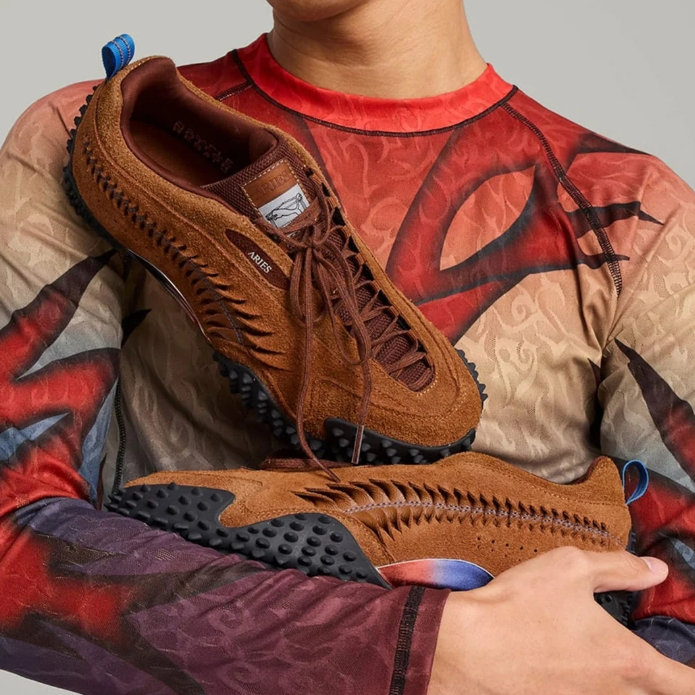 Puma x Aries 联名深棕配色 Mostro 鞋子