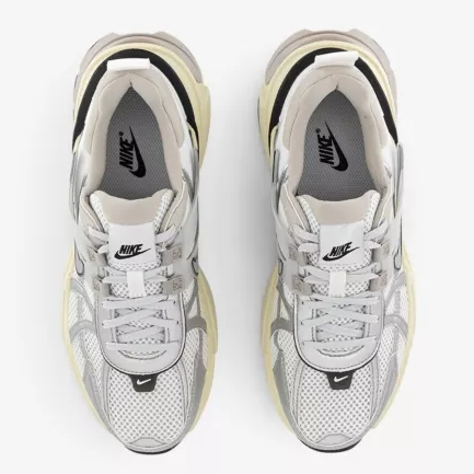 Nike 耐克 V2K 运动鞋