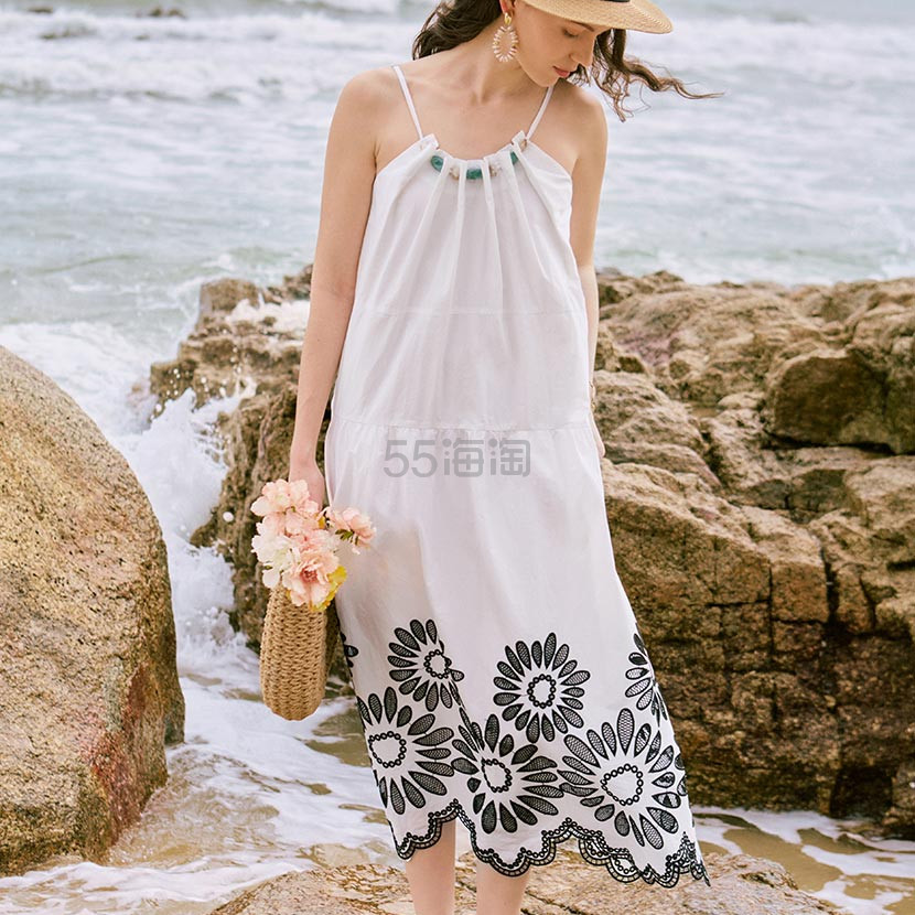 王子璇同款!Petite Studio 白色刺绣吊带裙