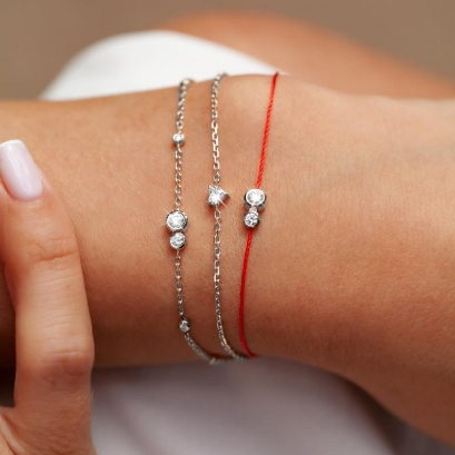 Jomashop：Redline 大促 玄学小红绳补货！超多明星都在戴