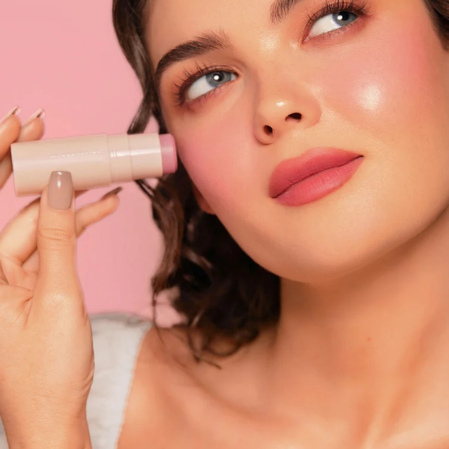 EM Cosmetics：精选彩妆热卖 入K妹年度爱用腮红