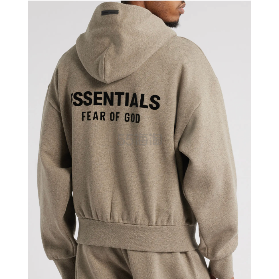Fear of God Essentials 燕麦色拉链卫衣