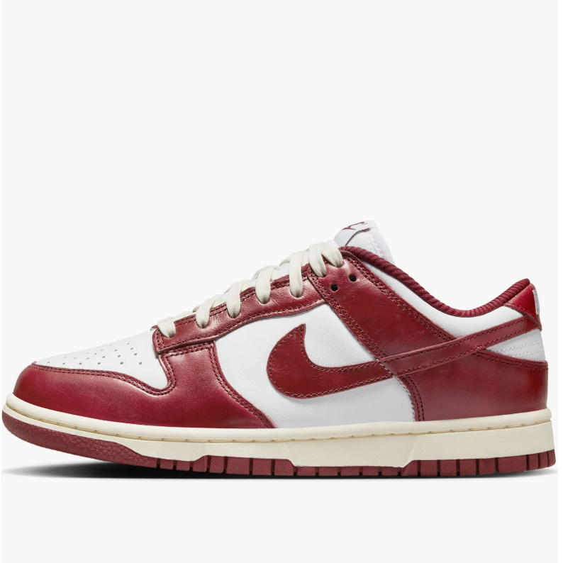 Nike 红色 Dunk Low 运动鞋