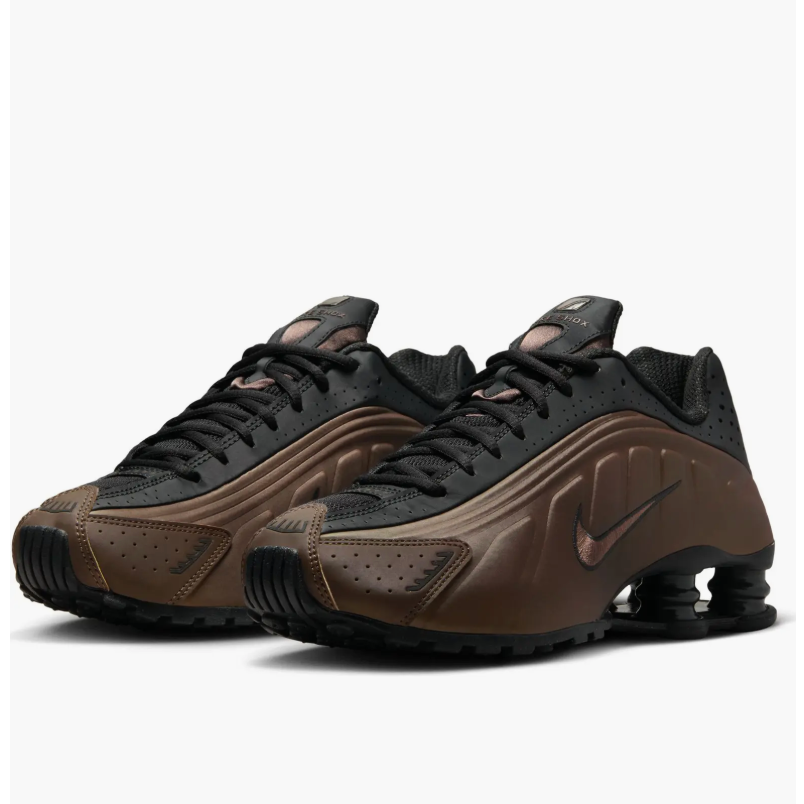 Nike Shox R4运动鞋