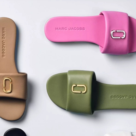 Marc Jacobs：夏季大促！ 雏菊牛仔布大号两用包$346