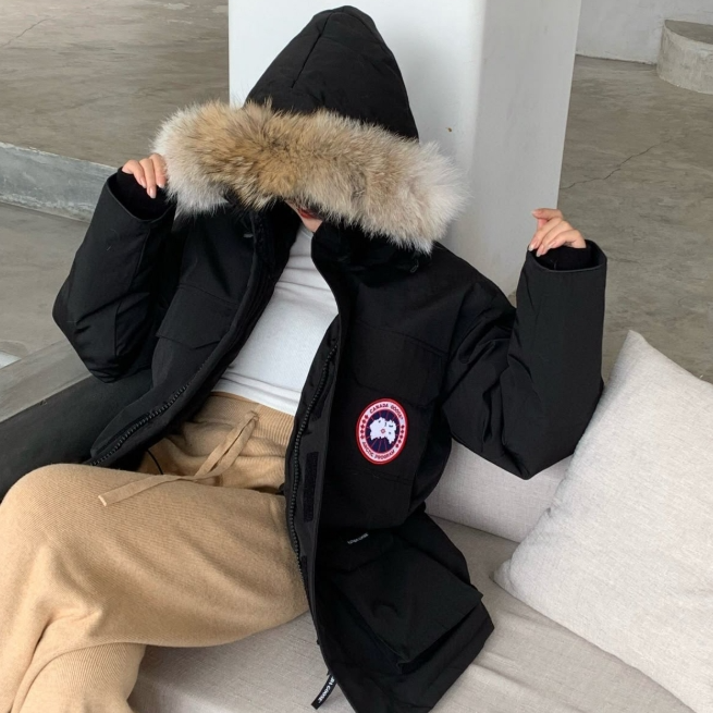 Italist：Canada Goose 时尚热卖 中长款羽绒服$790