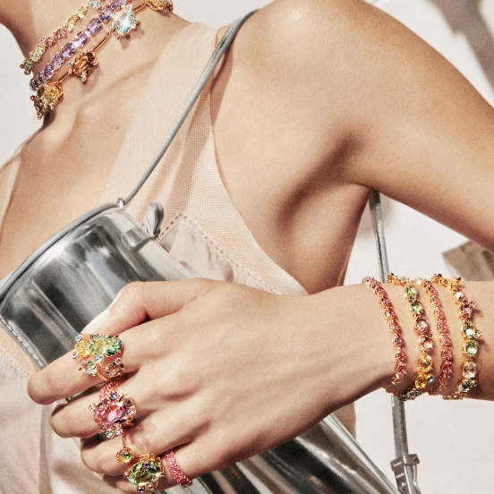 Swarovski 施华洛世奇美官：折扣升级！精美饰品热卖 多买多省2件额外8.5折