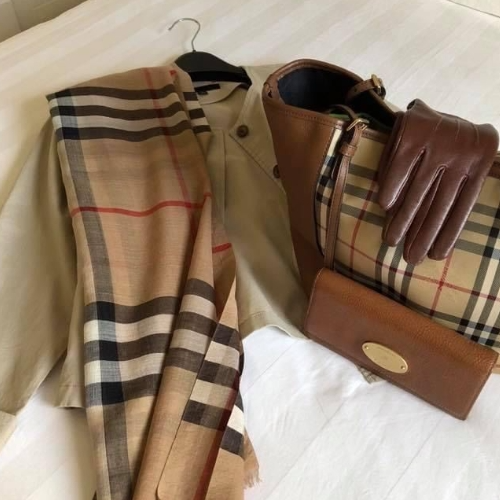 Neiman Marcus：Burberry 私促上新 大童T恤$161 羊毛围巾$273