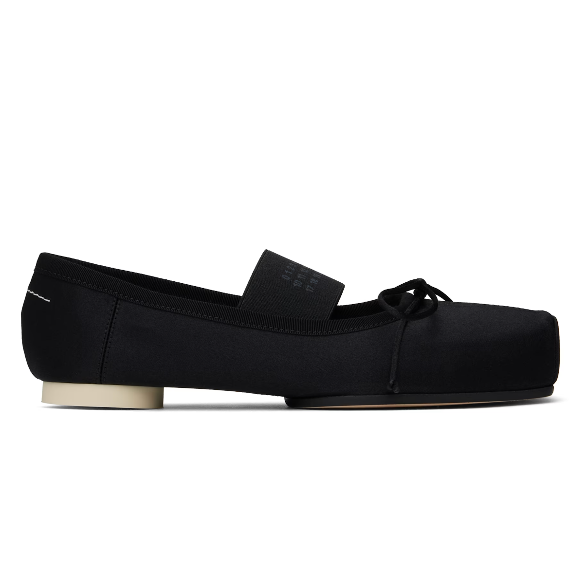 MM6 Maison Margiela 方头黑色缎面芭蕾鞋