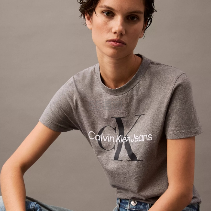 Calvin Klein 经典字母徽标圆领T恤