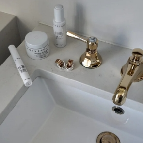 Chantecaille UK：全场彩妆热卖 日常优惠汇总7/4