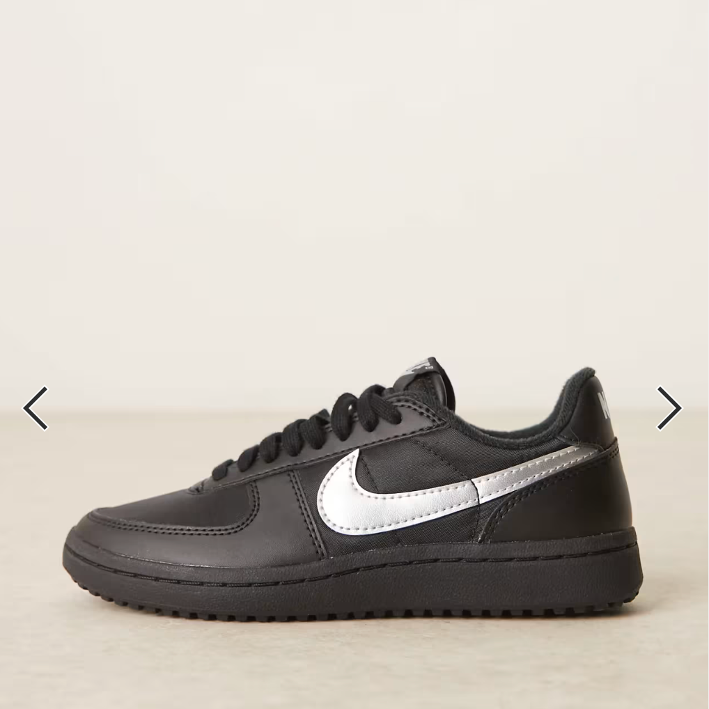 Nike 黑银配色运动鞋