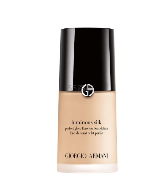 Giorgio Armani  柔亮自然粉底液