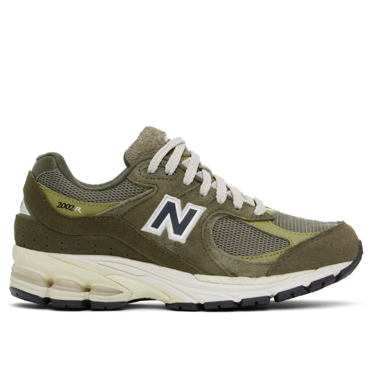 好价！New Balance 2002R 绿色绒面革运动鞋