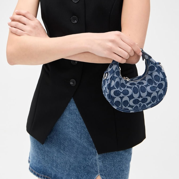 Coach Signature Jonie 水洗牛仔 Logo 包包