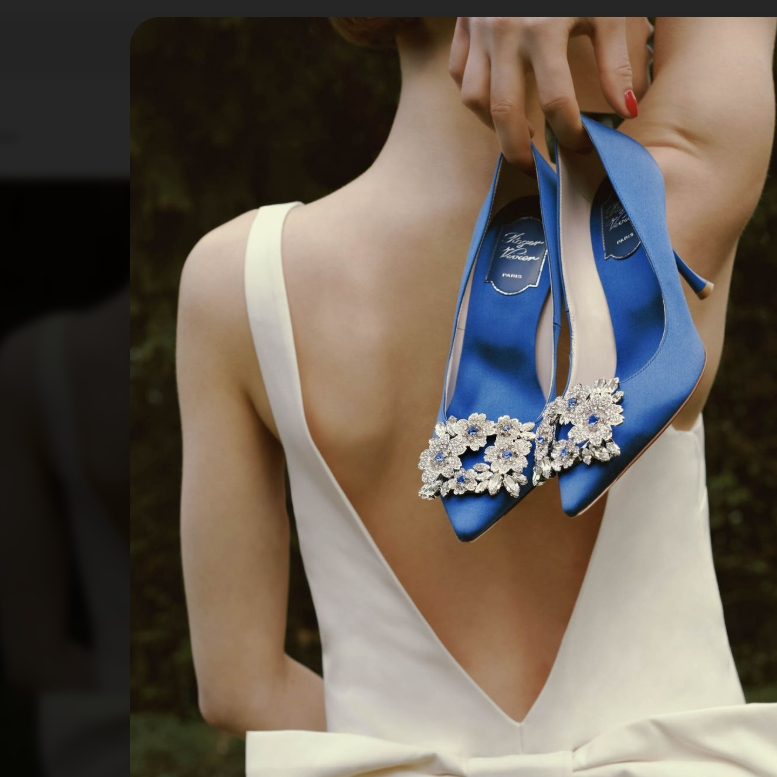 THE OUTNET 美站：Roger Vivier 千金感美鞋 赵露思同款方扣短靴$357