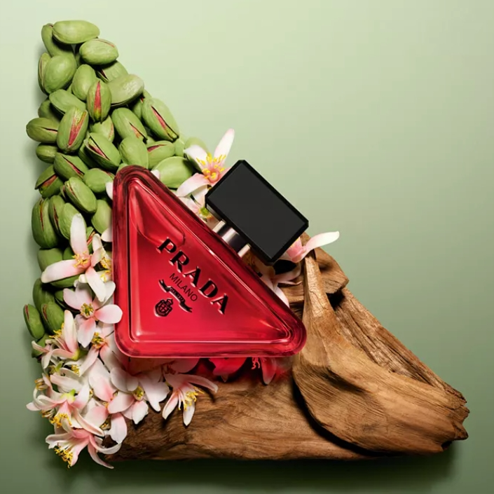 新香！Prada 我本莫测 各规格都有