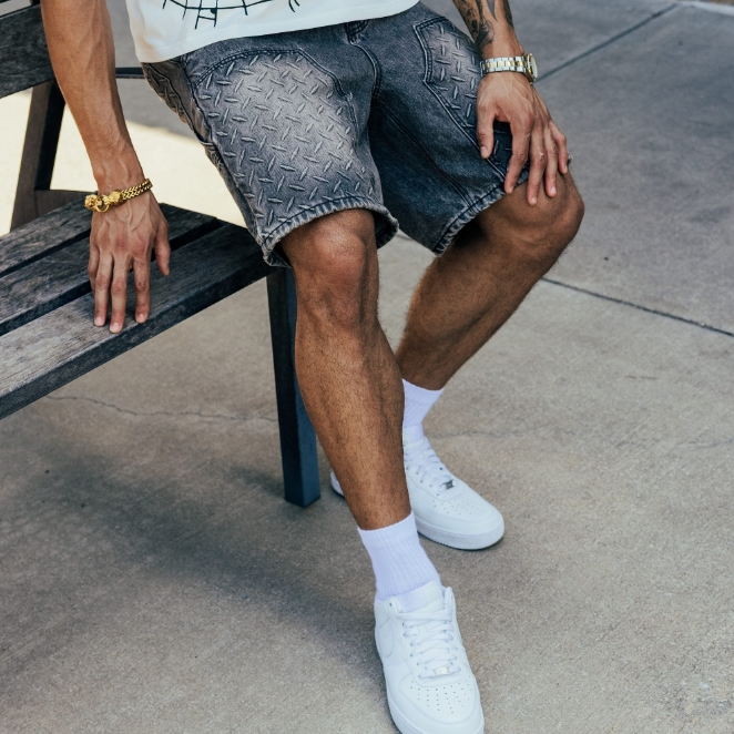 DTLR-VILLA：季末清仓大促 关注 NIKE、ADIDAS、NEW BALANCE 等