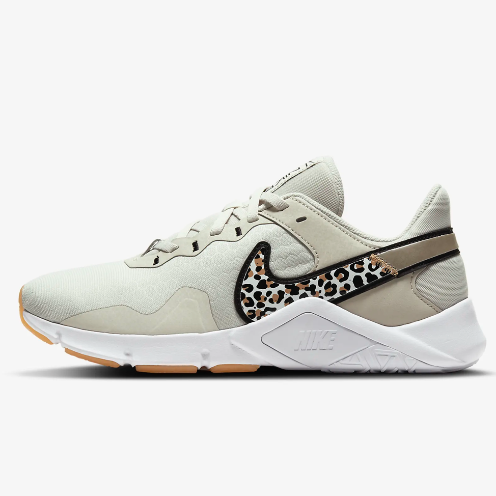 Nike Legend Essential 2 Premium 女鞋