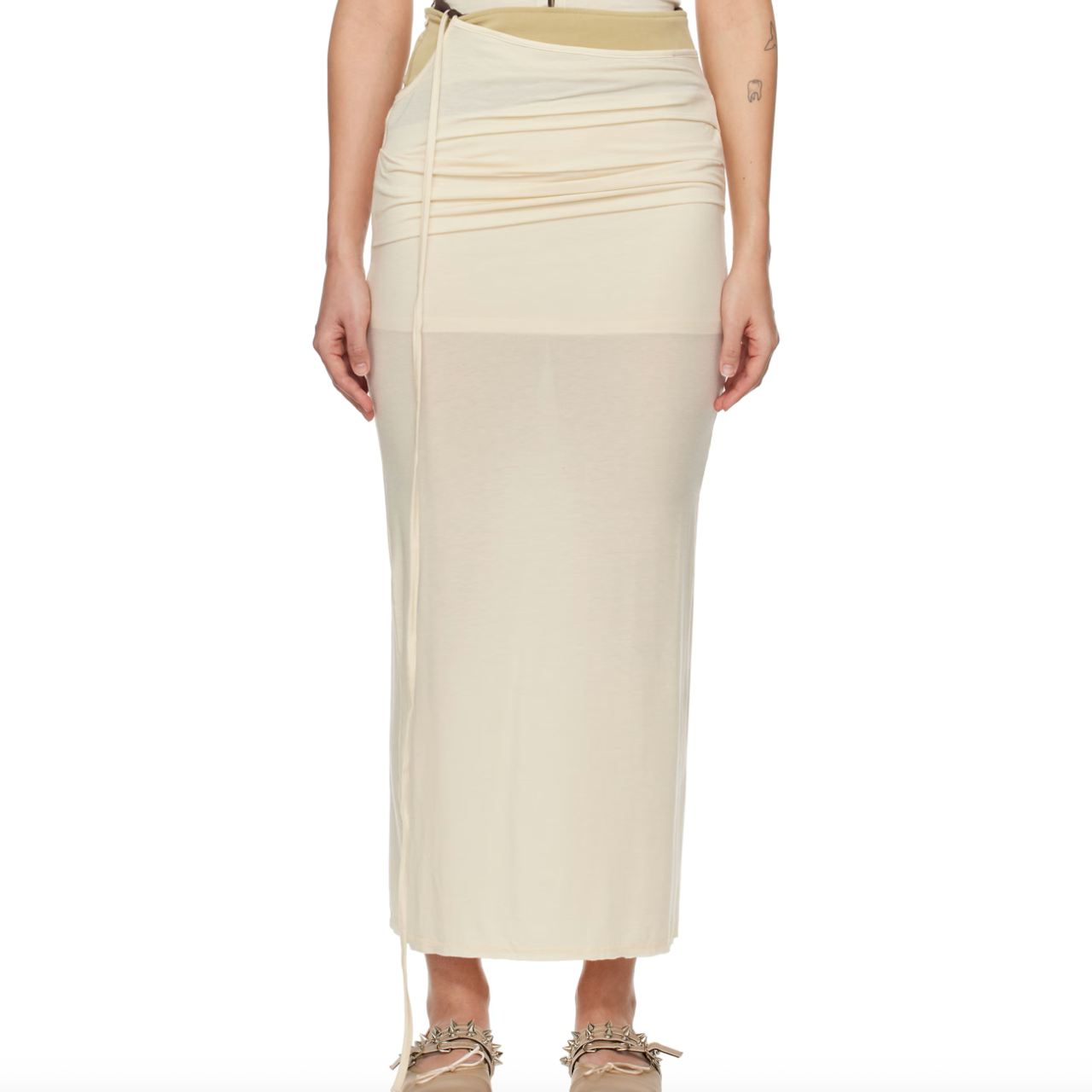 蔡文静同款！Open YY 奶油色半裙