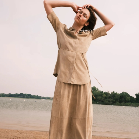 Bergdorf Goodman：女士夏日穿搭 连衣裙、短裤、短裙等