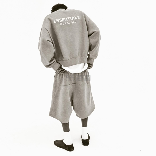 StockX：FEAR OF GOD 时尚热卖专区 经典徽标卫衣$39