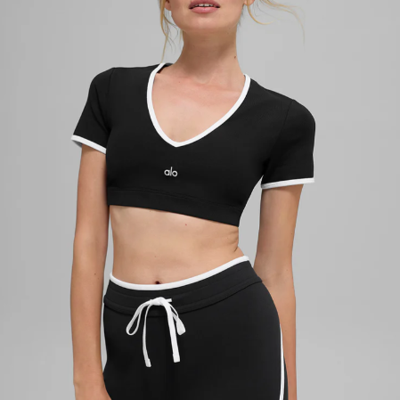 上新！Alo Airbrush 短款短袖