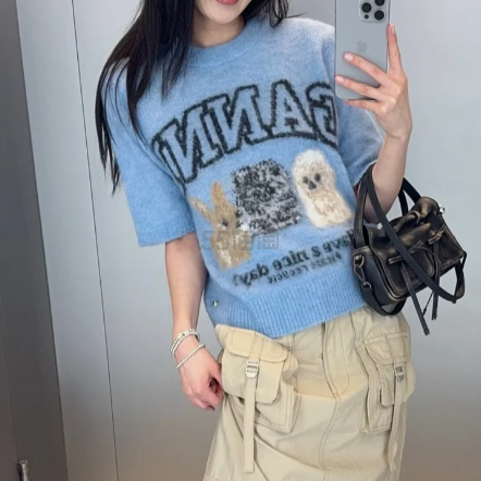 凑单价！GANNI 饰标语动物印花针织衫