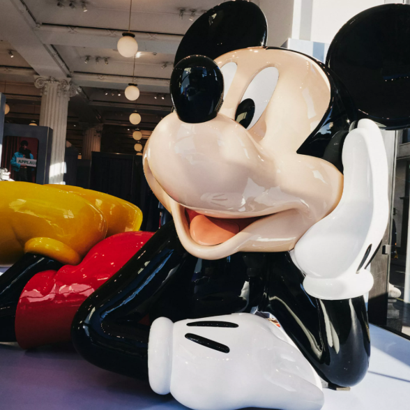 Selfridges：Disney 迪士尼专场 入可爱维尼熊、史迪仔等