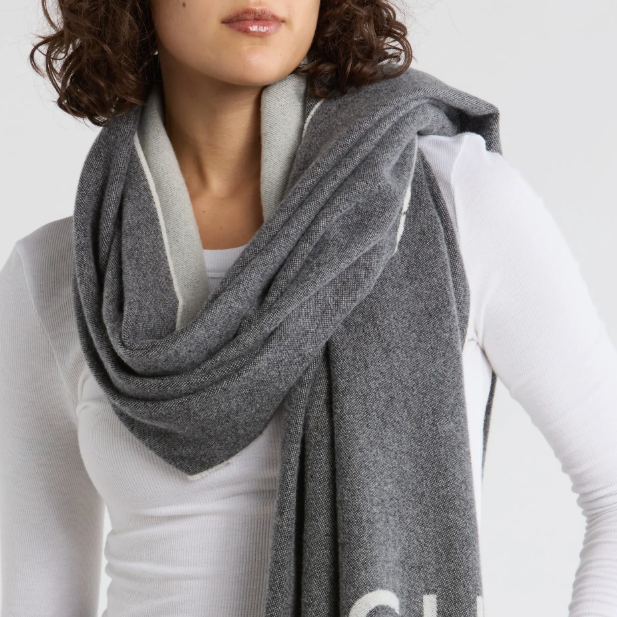 Nordstrom Rack：配饰奢享季 围巾帽子专场  双面嵌花 4G 羊毛真丝混纺围巾$199