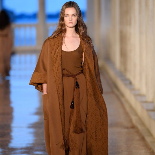 Tessabit US：S'Max Mara 品牌私促 羊毛大衣$502 仿皮草夹克$357